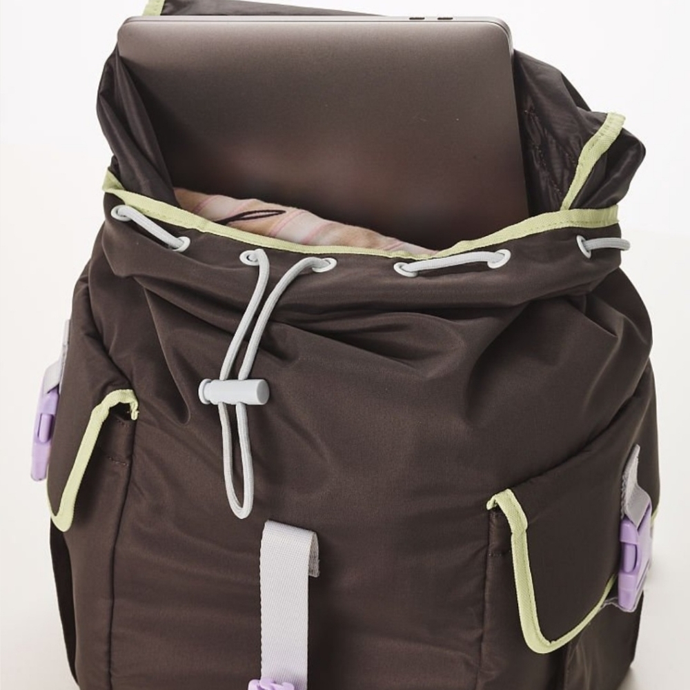 PINK VS everyday backpack NWT - Picture 3 of 13